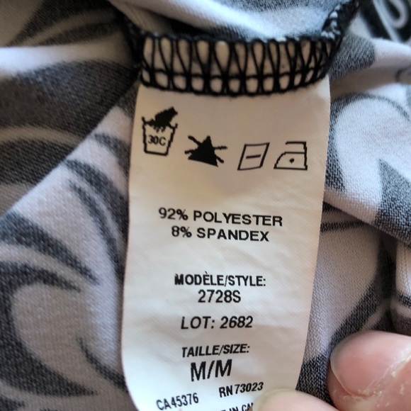 Suzy Shier cute black/white shirt - Picture 7 of 7